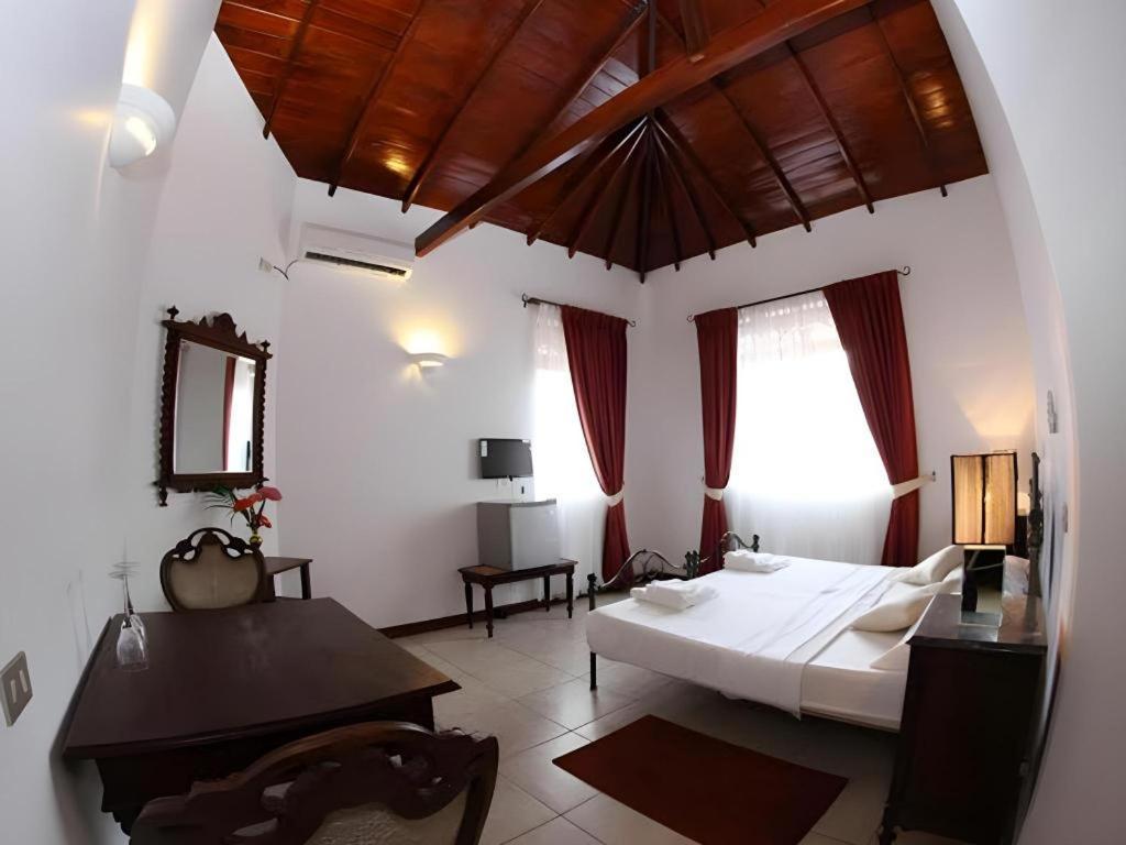 The Mgs Hotel Elpitiya  Dış mekan fotoğraf